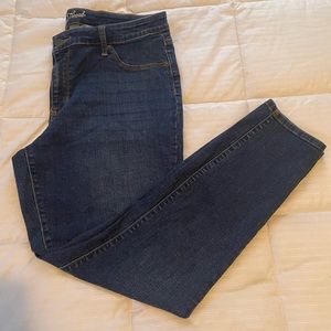 Universal Thread Skinny Jeans Dark Wash